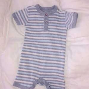3-6 months Burt’s bees romper